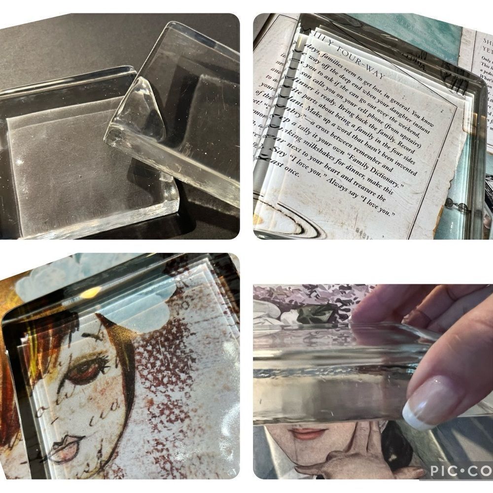 Set a 2 Clear Glass Paperweight Tiles